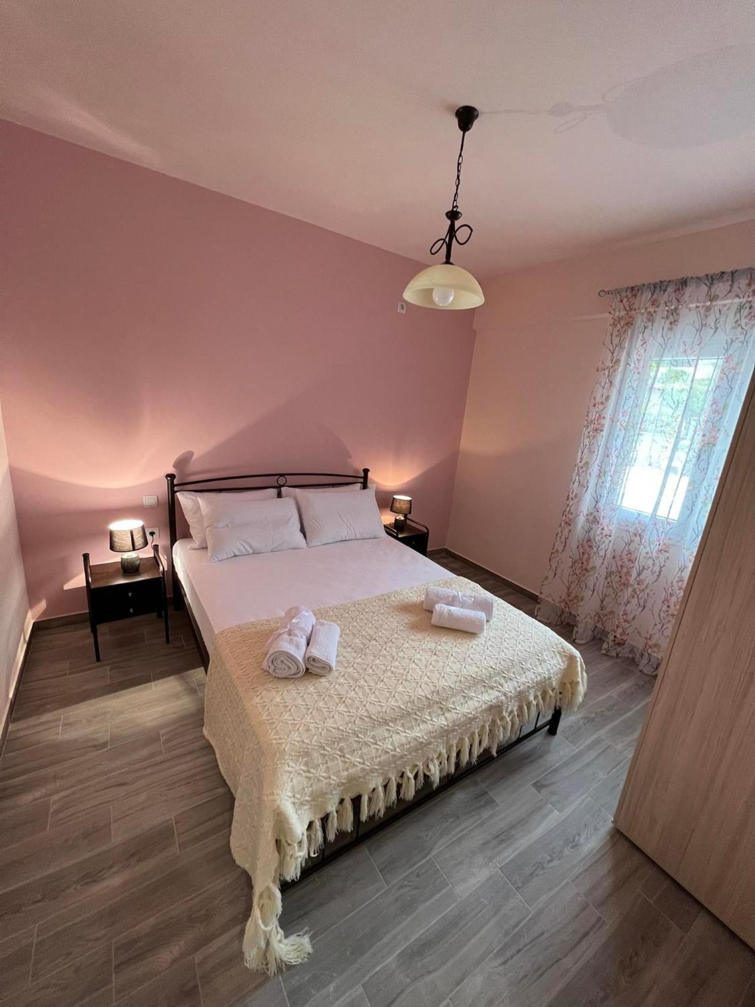 Katelia'S Apartments อัลมิโรโปตามอส ห้อง รูปภาพ